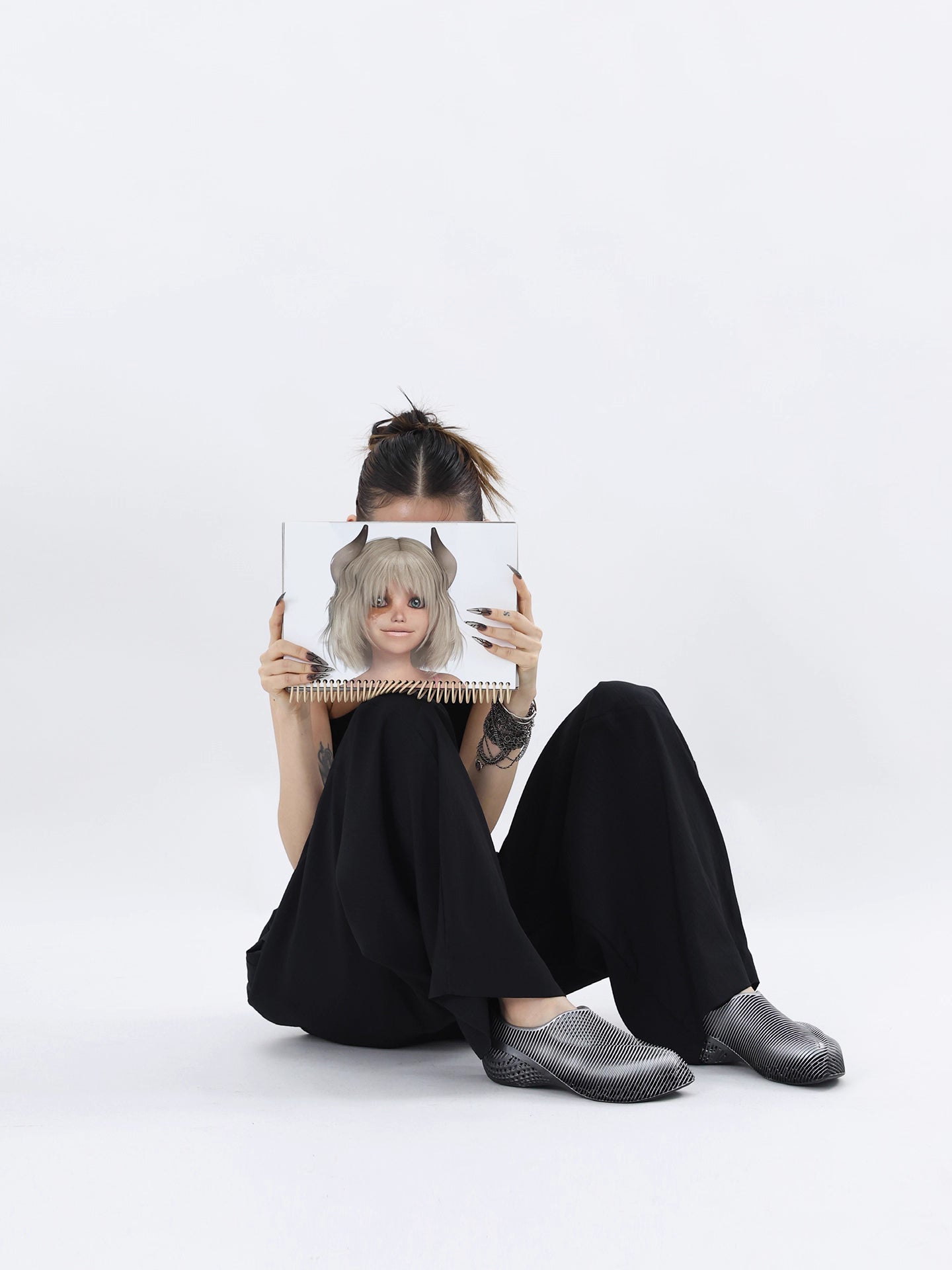 DRAPE BALLOON PANTS