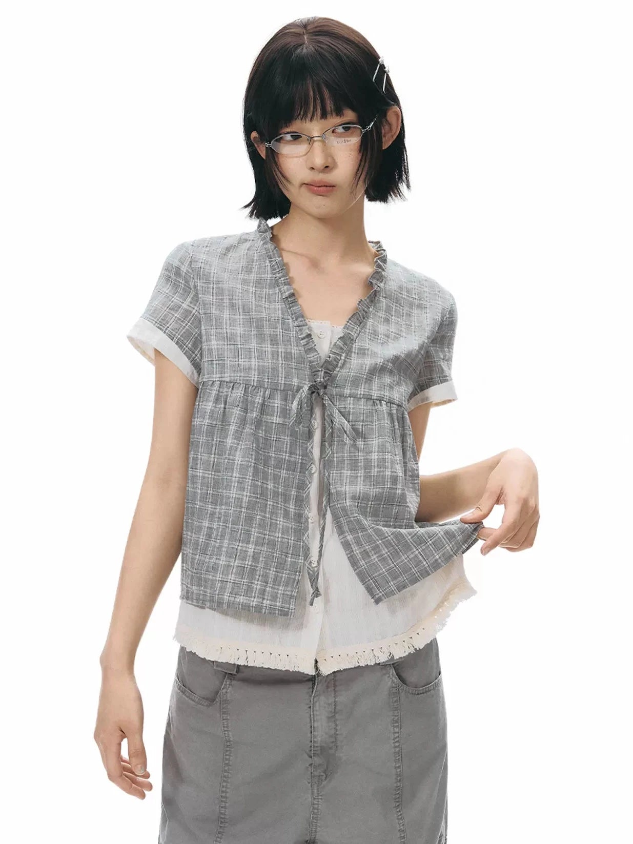 PLAID V-NECK TIE CARDIGAN SHIRT