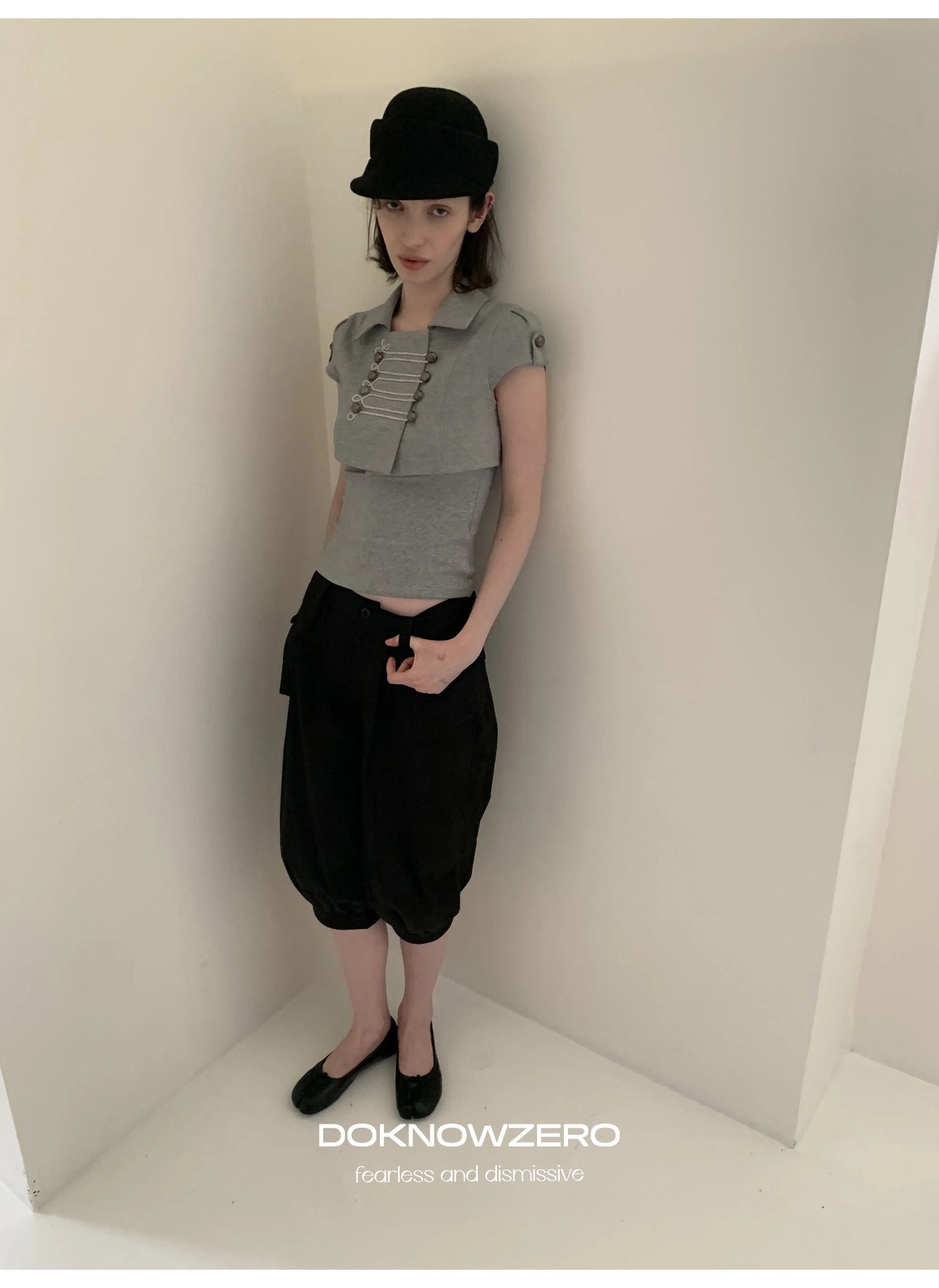 DOUBLE-BREASTED CROP TOP SET