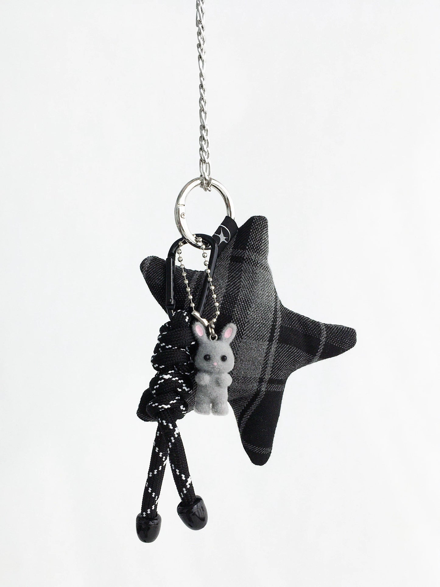 GRAY STAR RABBIT PENDANT NECKLACE