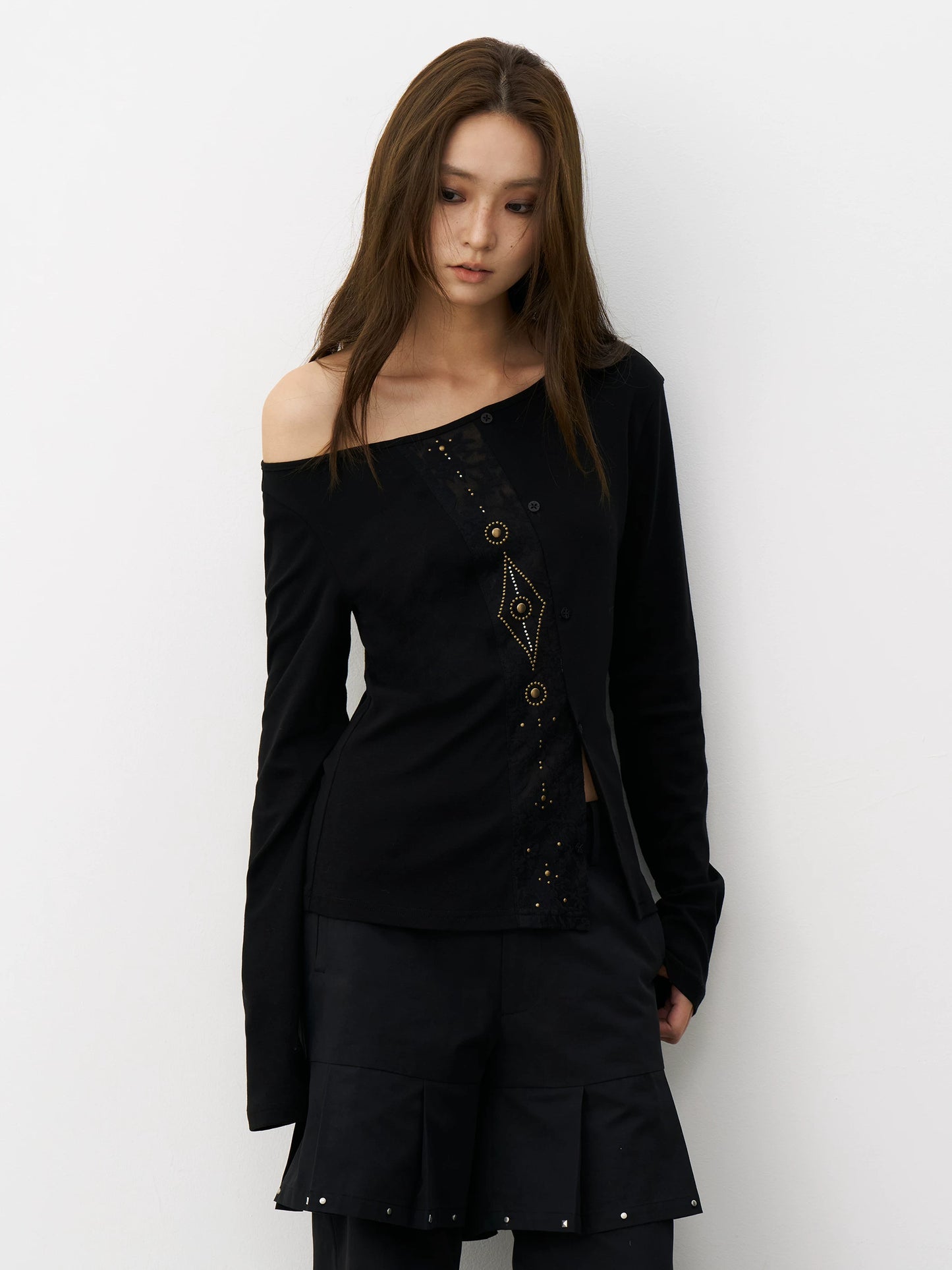 GEOMETRIC BEADED TOP