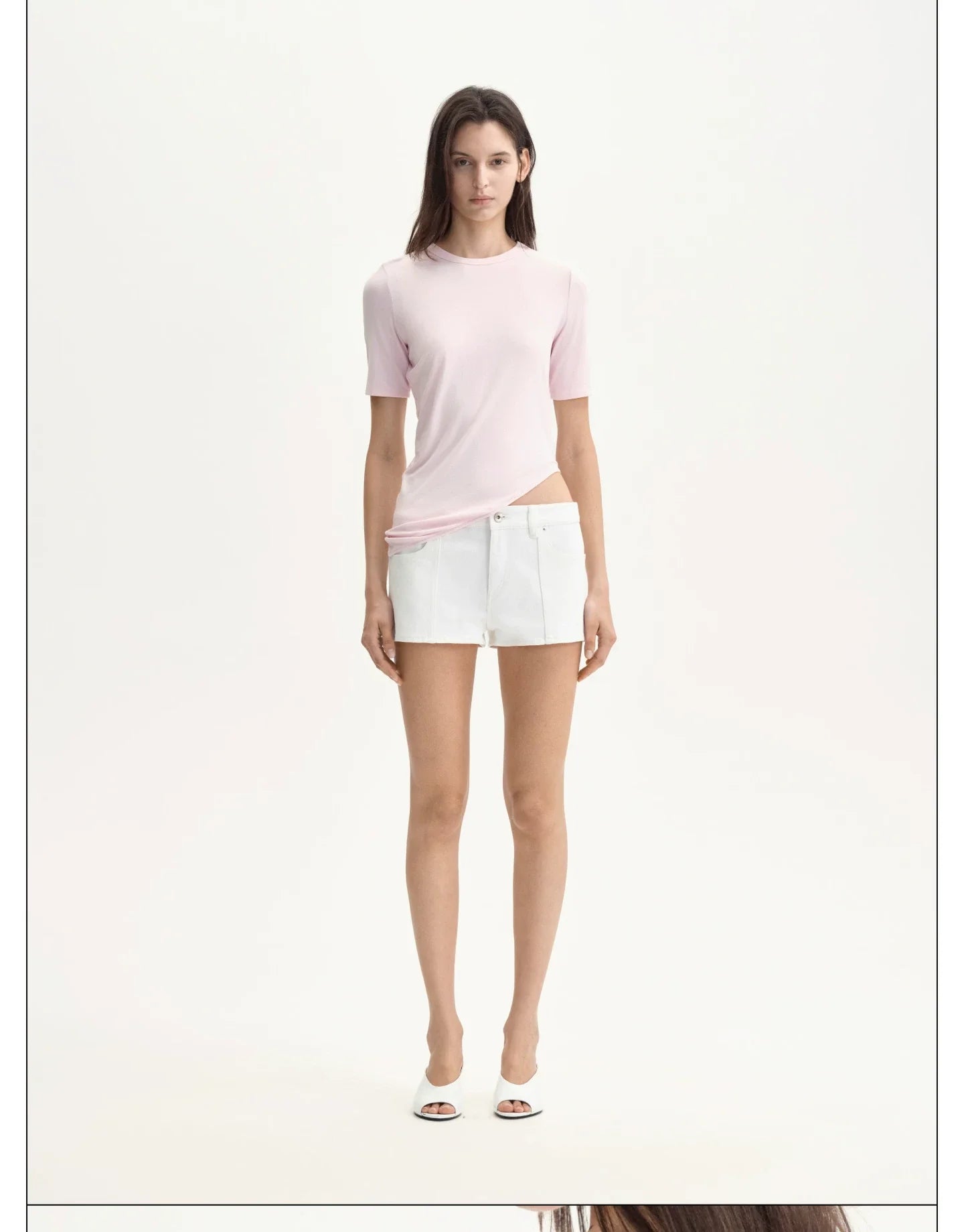 FLORAL ASYMMETRICAL HEM T-SHIRT