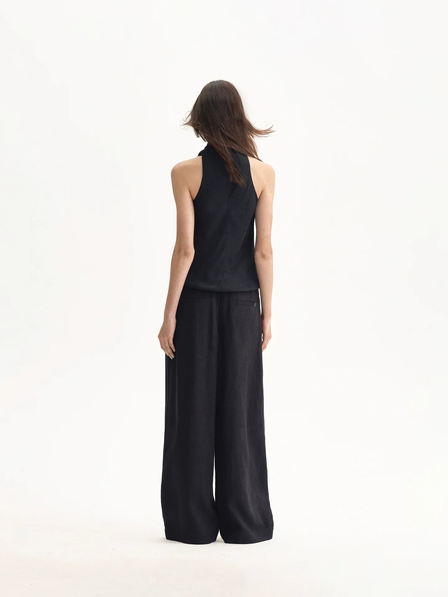SOFT FLOW DRAPE TANK TOP