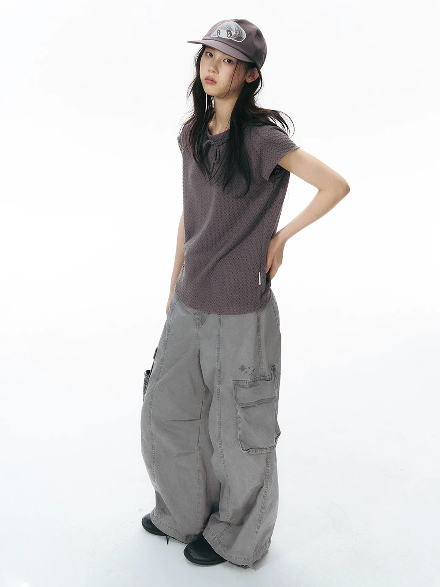 LACE TIE NECKLINE T-SHIRT