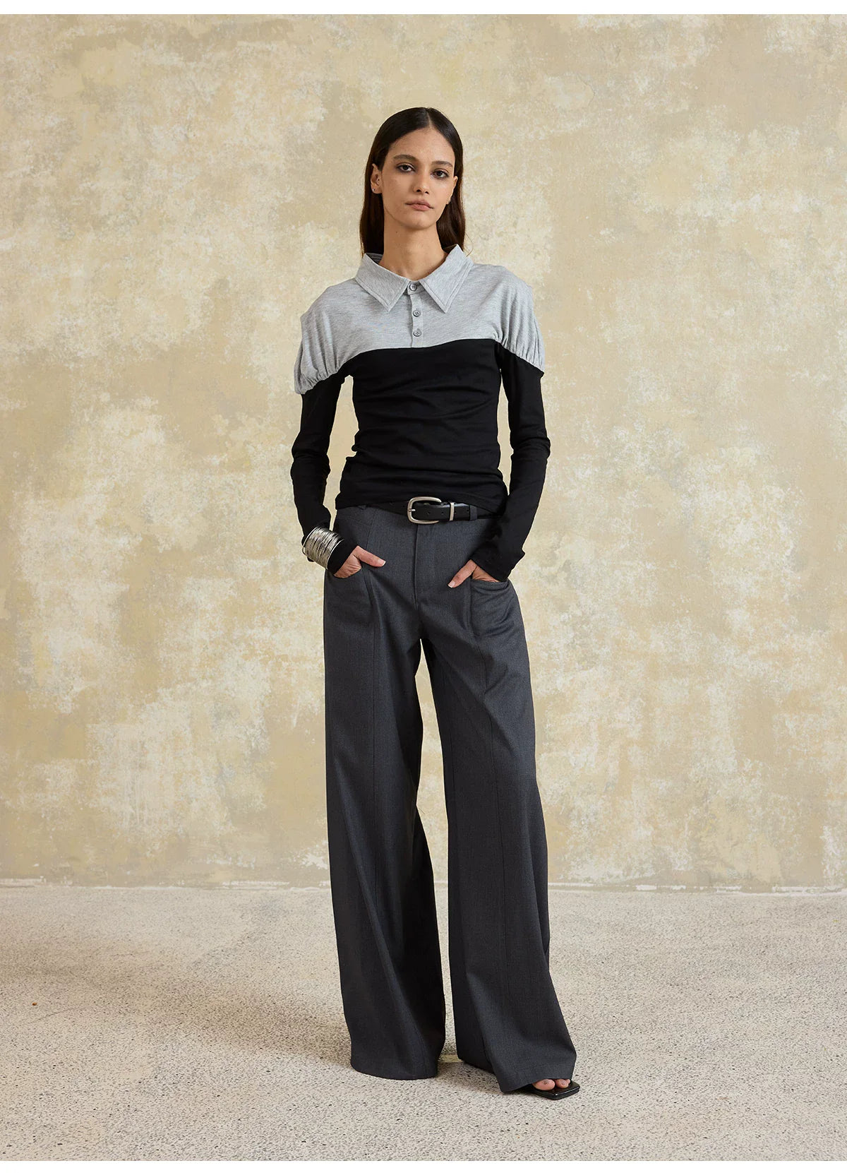 RELAXED GRAY PLEATED WIDE-LEG PANTS