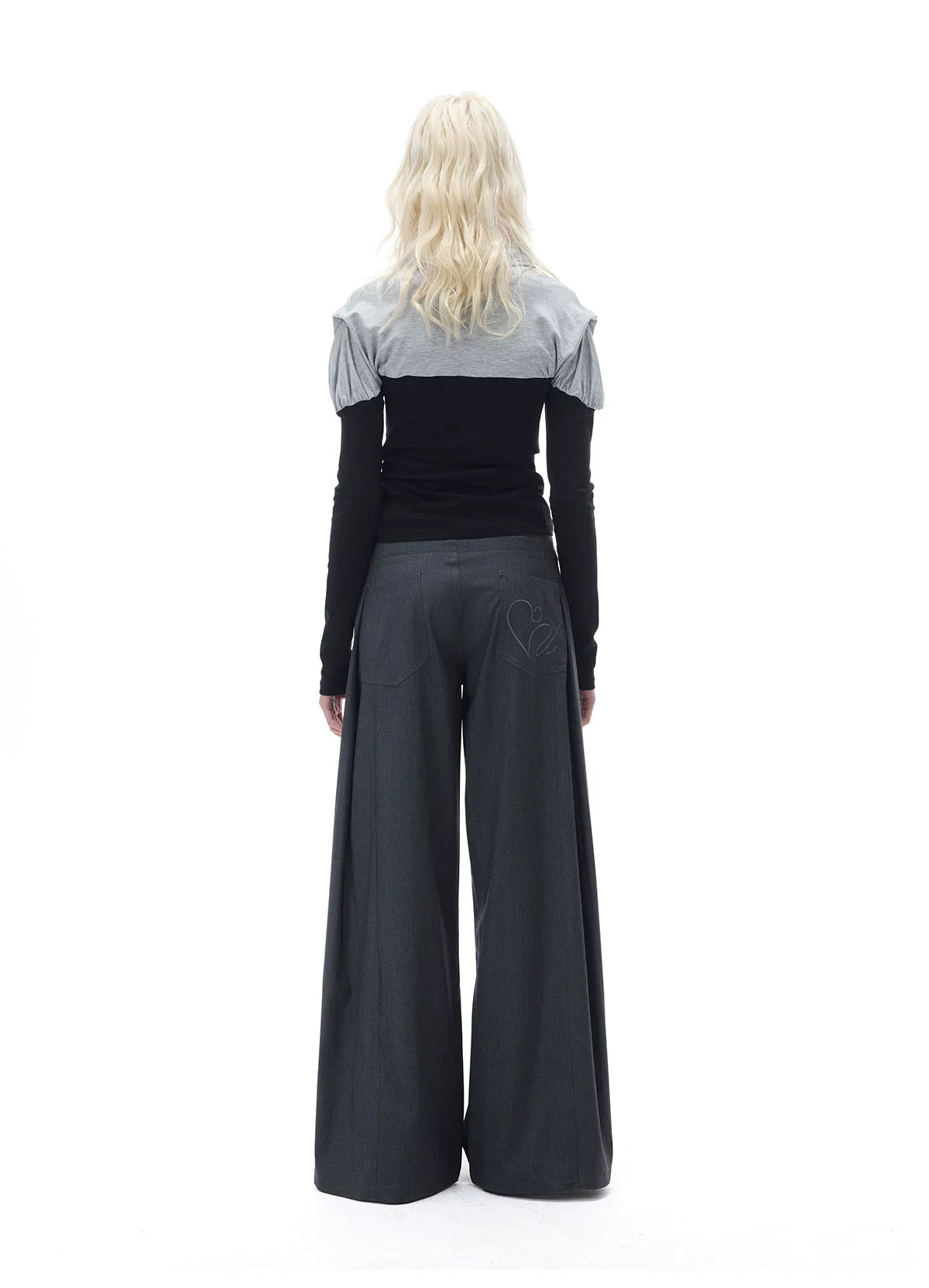 RELAXED GRAY PLEATED WIDE-LEG PANTS