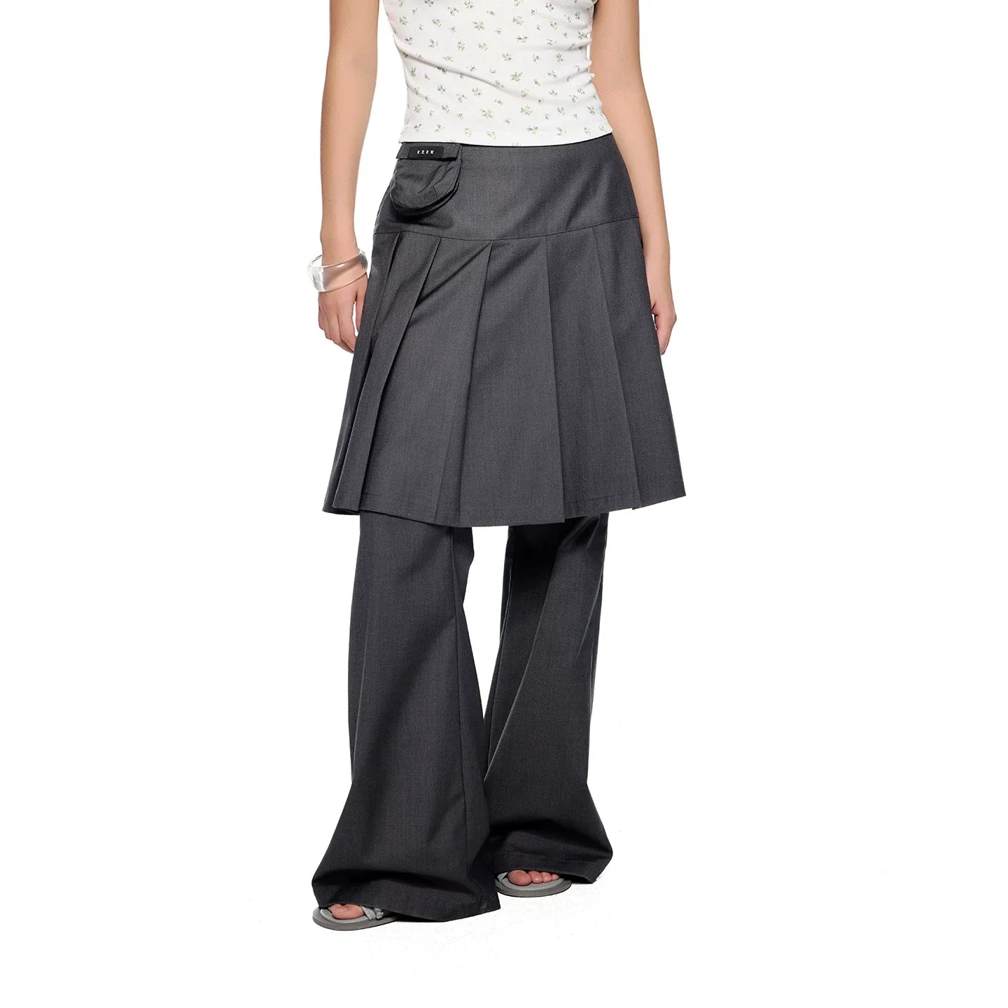 PLEATED FLARE TROUSERS