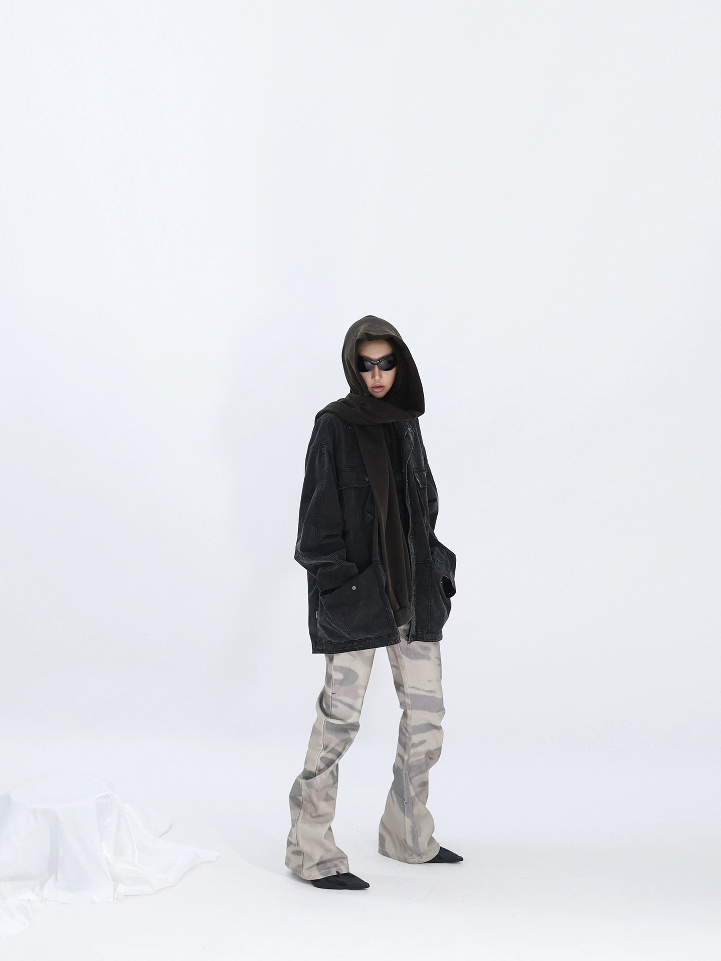 BURN MARK FLARE PANTS