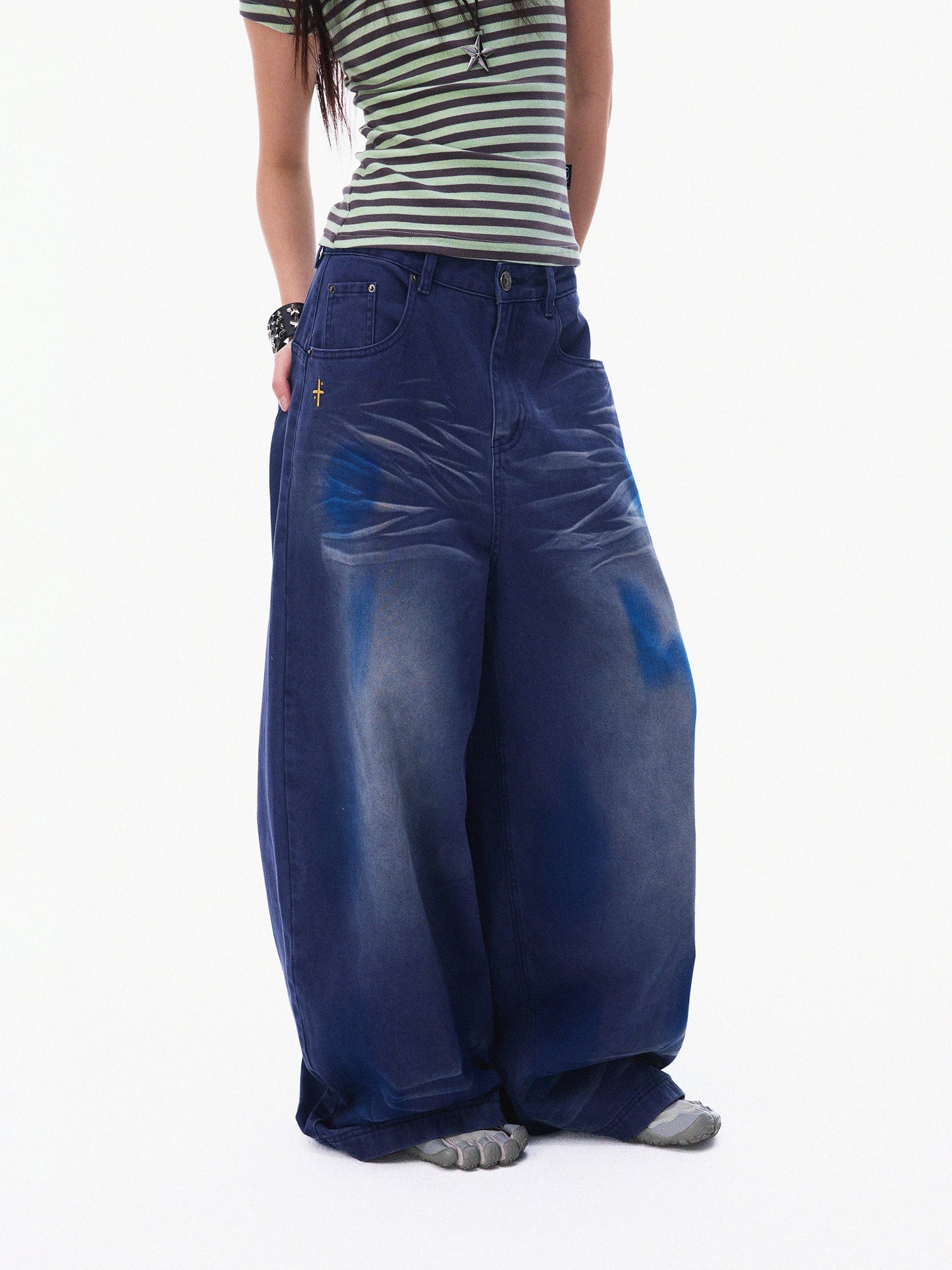 ARTISTIC GRAFFITI WIDE-LEG JEANS