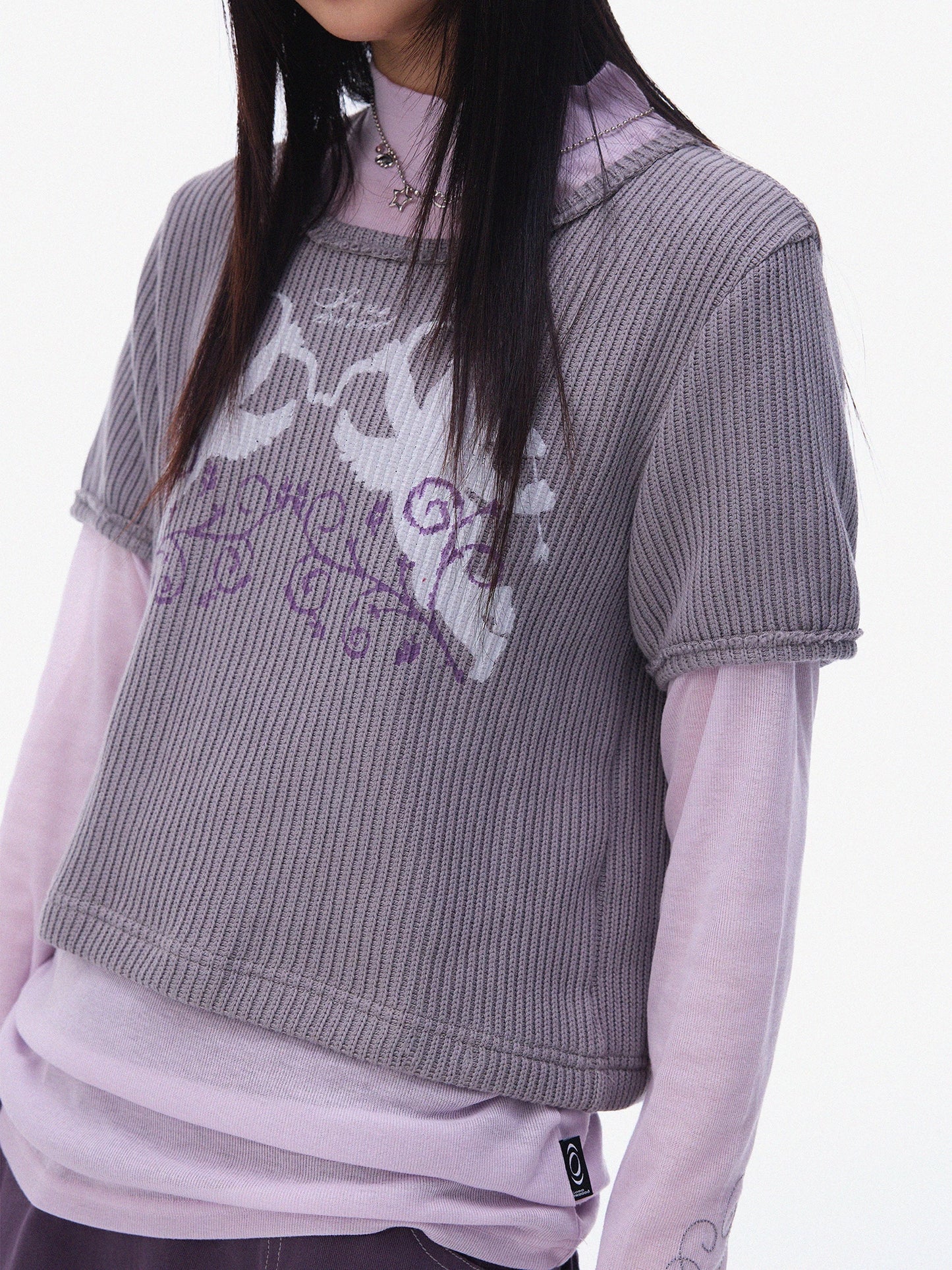 VINTAGE VINE TEXTURED SHORT SLEEVE TOP