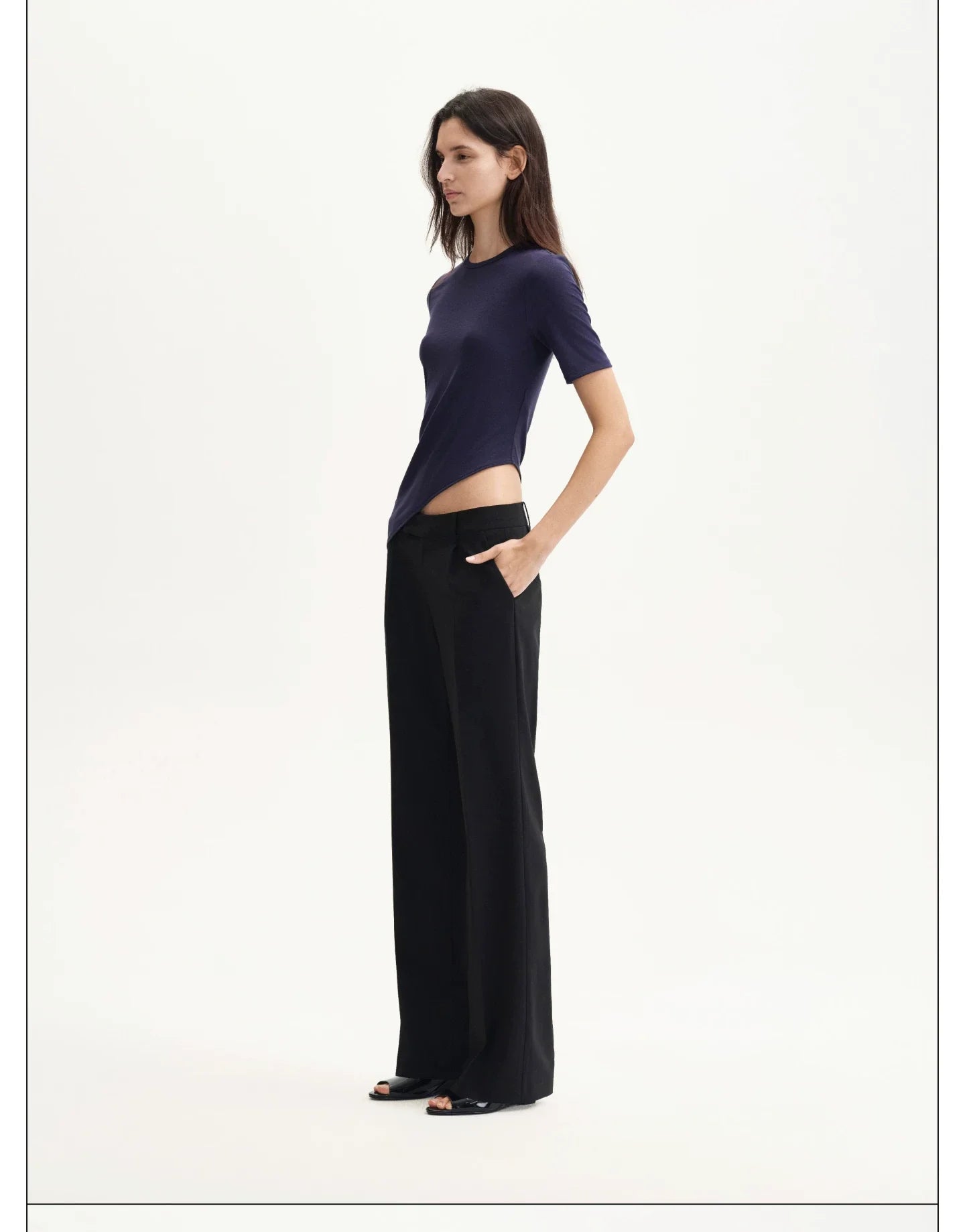 FLORAL ASYMMETRICAL HEM T-SHIRT