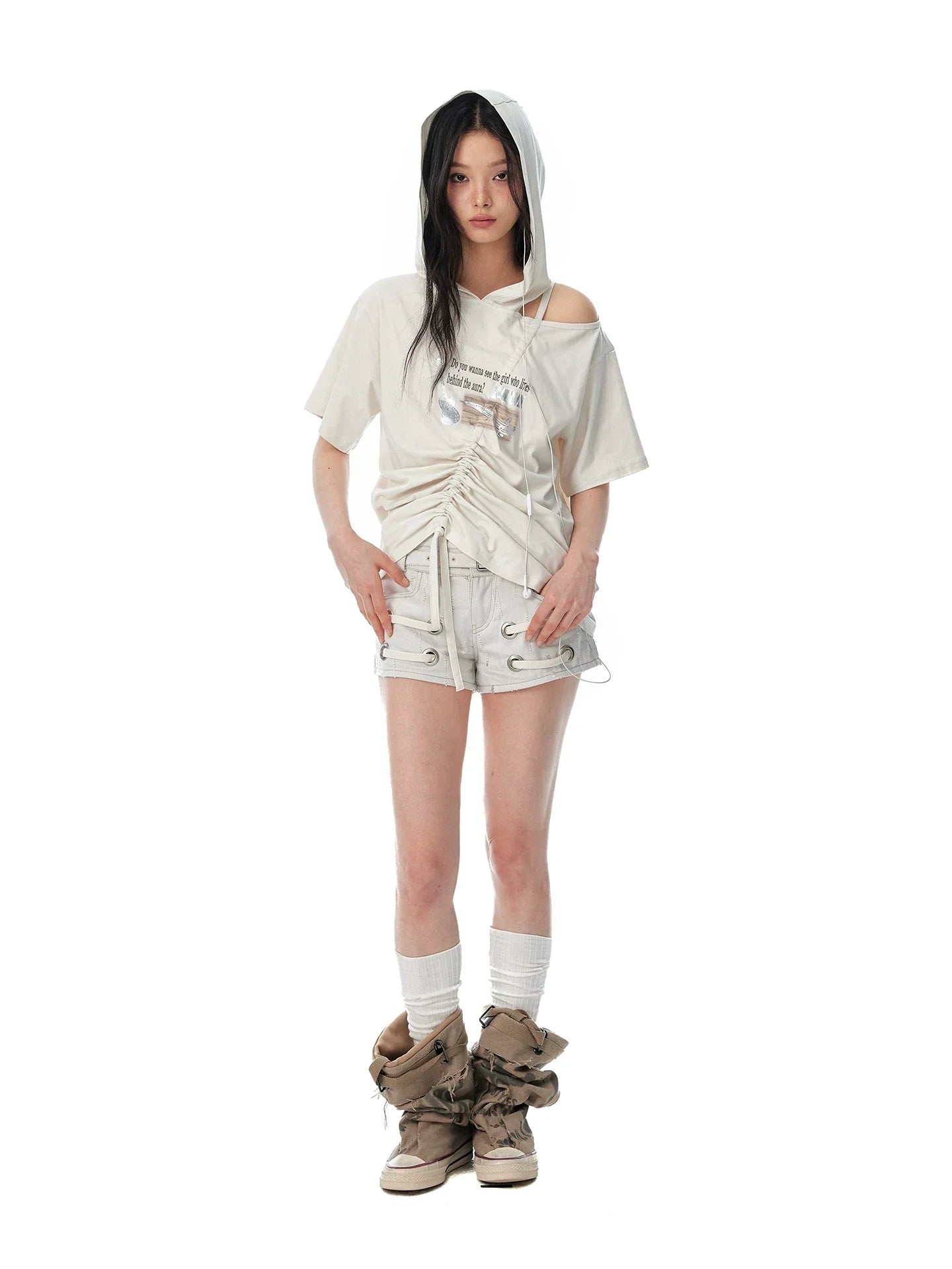 SPICY METAL RING DENIM SHORTS