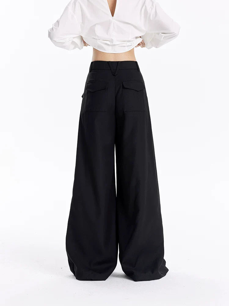 FLOWY BLACK WIDE-LEG PANTS
