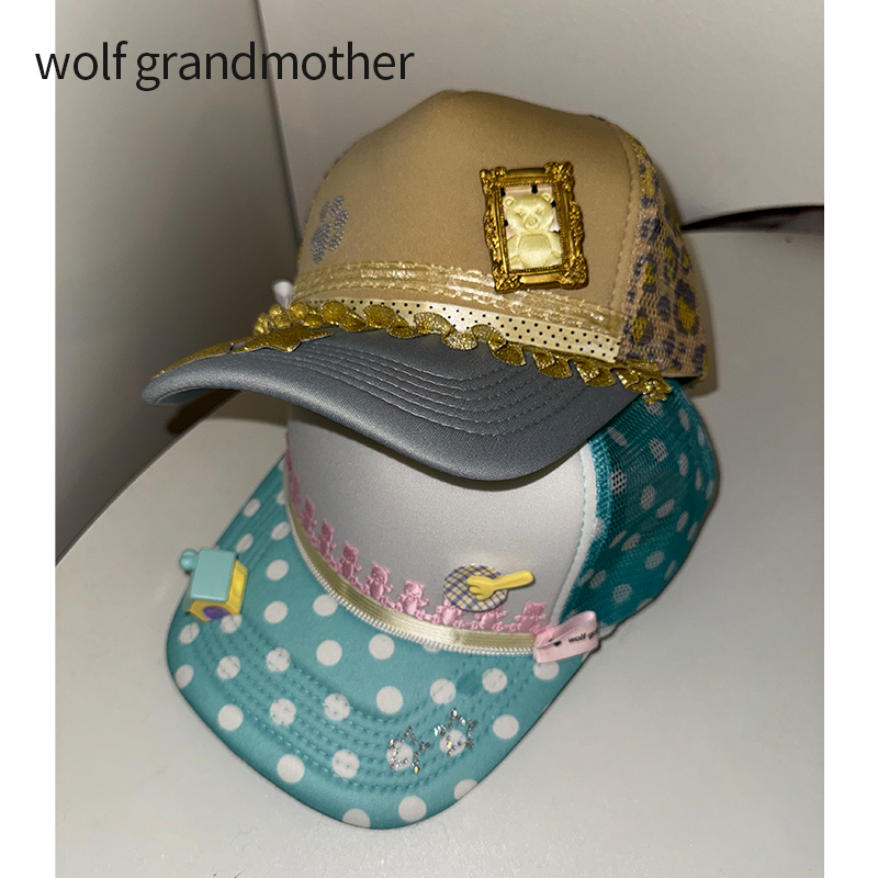 RETRO EMBROIDERED DUCK TONGUE CAP